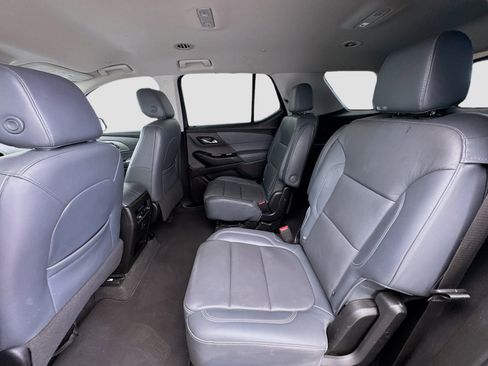 Used 2019 Chevrolet Traverse LT image 15