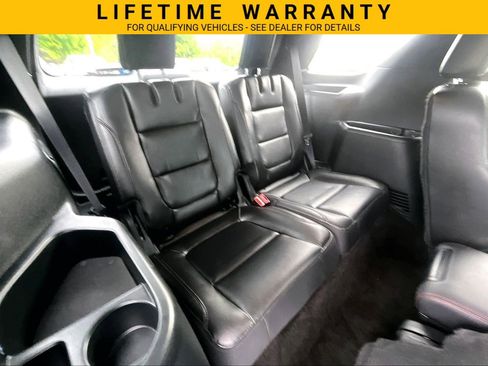 Used 2018 Ford Explorer XLT AWD/4WD image 30