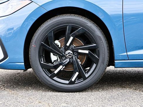 New 2026 Volkswagen Jetta SE FWD image 22