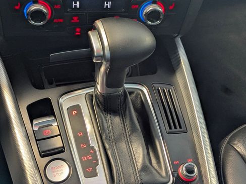 Used 2016 Audi Q5 2.0T Premium Plus w/ Technology Package image 27