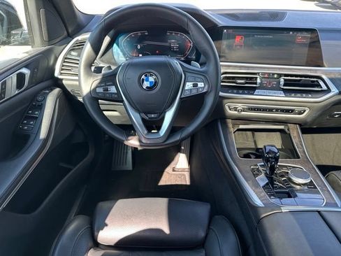 Used 2023 BMW X5 xDrive40i AWD/4WD image 18