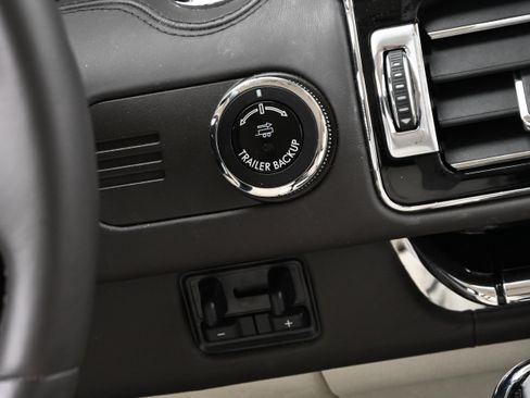 Used 2023 Lincoln Navigator Black Label image 22