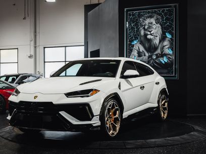 Used 2023 Lamborghini Urus Performante