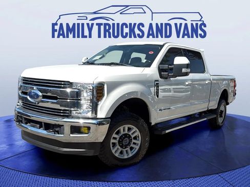 Used 2019 Ford F350 Lariat w/ Lariat Value Package AWD/4WD image 1
