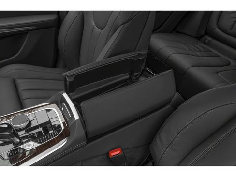 Used 2022 BMW X5 xDrive40i w/ M Sport Package AWD/4WD image 12