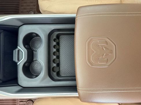 Used 2022 RAM 1500 Laramie image 23