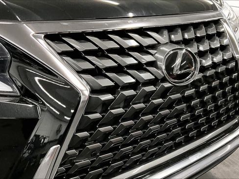 Used 2023 Lexus GX 460 Premium w/ Accessory Package image 30