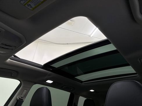 New 2025 Subaru Ascent Limited image 22