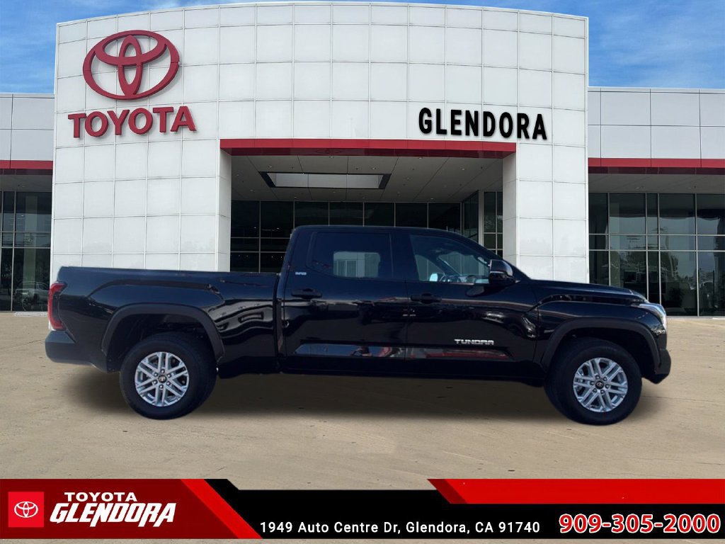 Used 2026 Toyota Tundra SR5 w/ SR5 Convenience Package RWD image 12