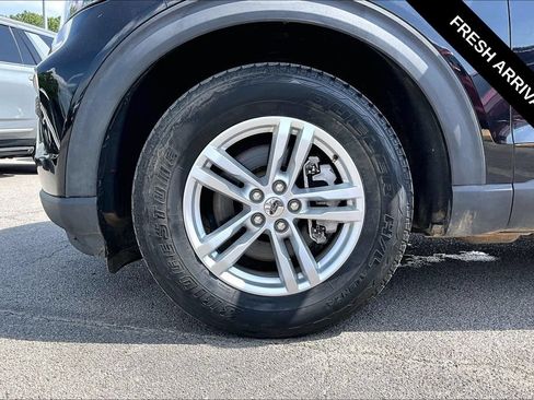 Used 2020 Ford Explorer XLT AWD/4WD image 33