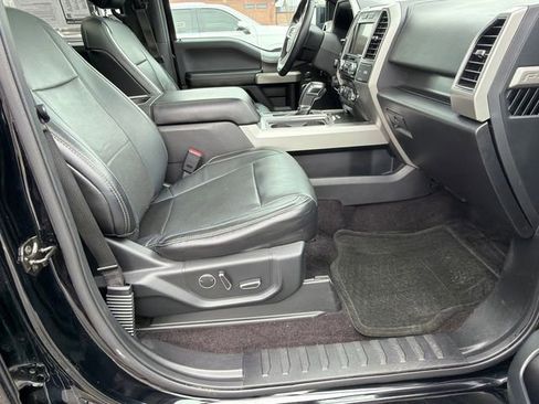 Used 2017 Ford F150 Lariat image 13