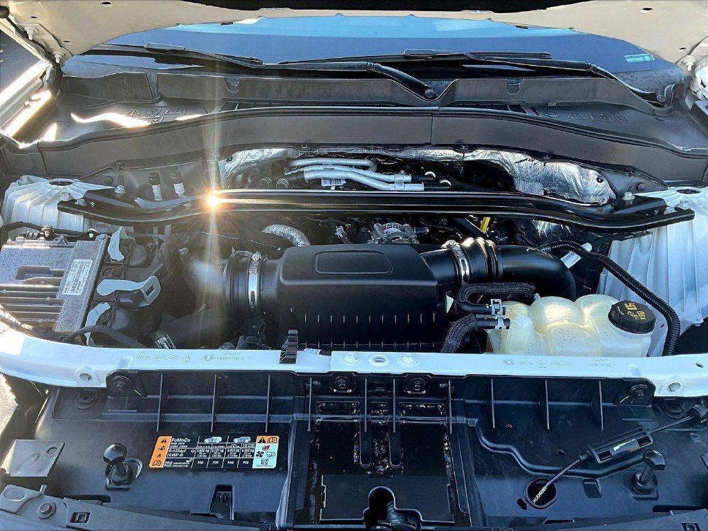 Used 2020 Ford Explorer ST w/ Premium Technology Package AWD/4WD image 32