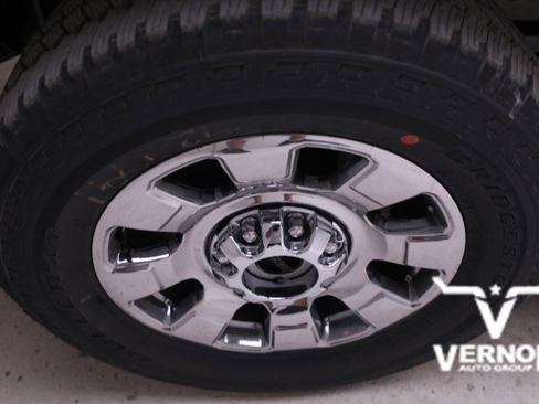 New 2026 Ford F350 Lariat w/ Chrome Package image 37