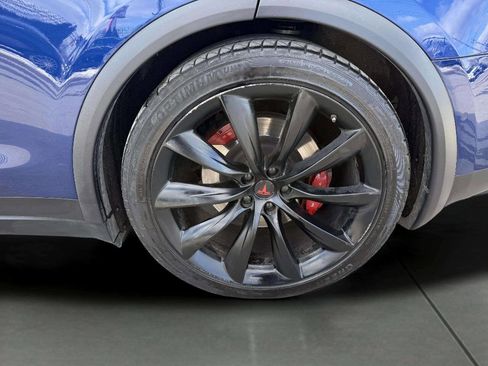 Used 2016 Tesla Model X 75D image 25