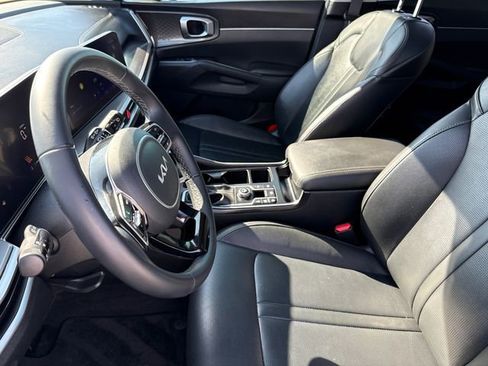 Used 2025 Kia Sorento S w/ Panoramic Sunroof Package FWD image 20
