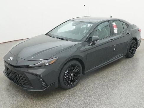 New 2026 Toyota Camry SE image 34