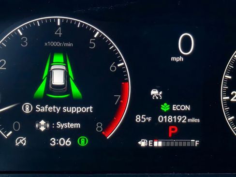 Used 2025 Honda Pilot Touring image 25