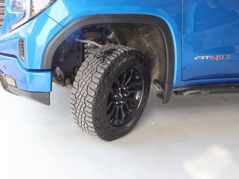 Certified 2022 GMC Sierra 1500 AT4X image 45