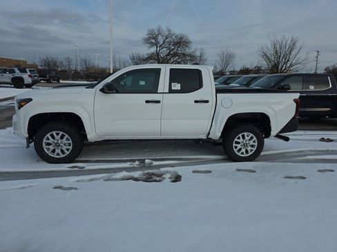 New 2026 Toyota Tacoma SR image 4