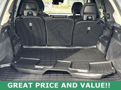 Used 2020 Volvo XC90 T6 Momentum image 41