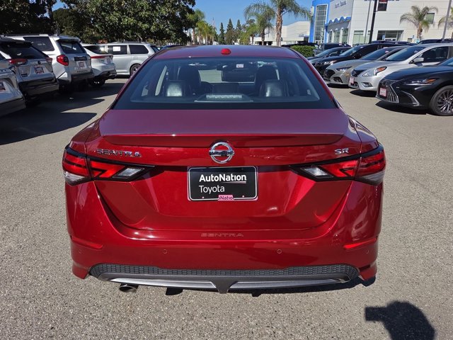 Used 2022 Nissan Sentra SR w/ SR Premium Package FWD image 7
