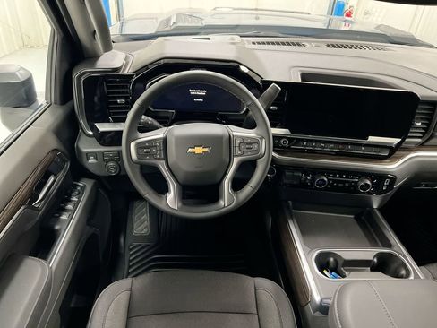 New 2026 Chevrolet Silverado 2500 LT w/ All Star Edition AWD/4WD image 11