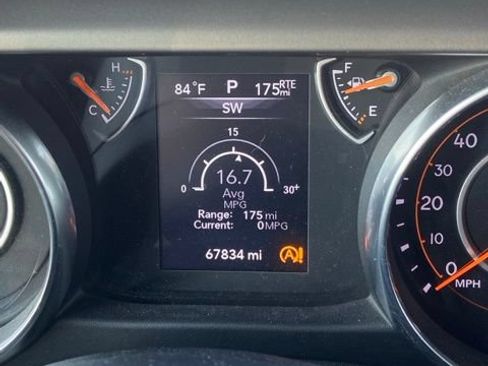 Used 2018 Jeep Wrangler Sport AWD/4WD image 7