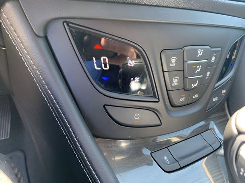 Used 2020 Buick Envision Premium w/ Driver Confidence Package AWD/4WD image 14