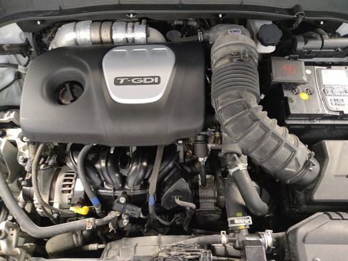 Used 2019 Hyundai Kona Ultimate AWD/4WD image 30
