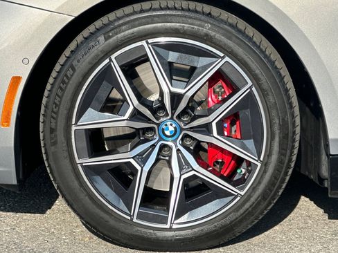 Certified 2024 BMW i5 eDrive40i w/ M Sport Package image 37