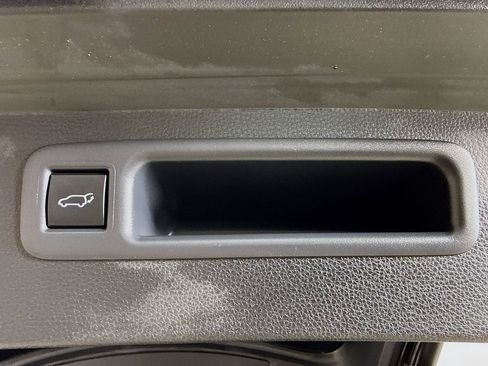 Used 2023 Toyota Highlander XSE AWD/4WD image 36