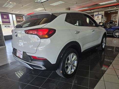 Used 2021 Buick Encore GX Preferred w/ Cold Weather Comfort Package FWD image 4