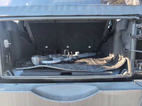 Used 2017 Jeep Wrangler Unlimited Sport w/ Mopar Black Appearance Group image 29