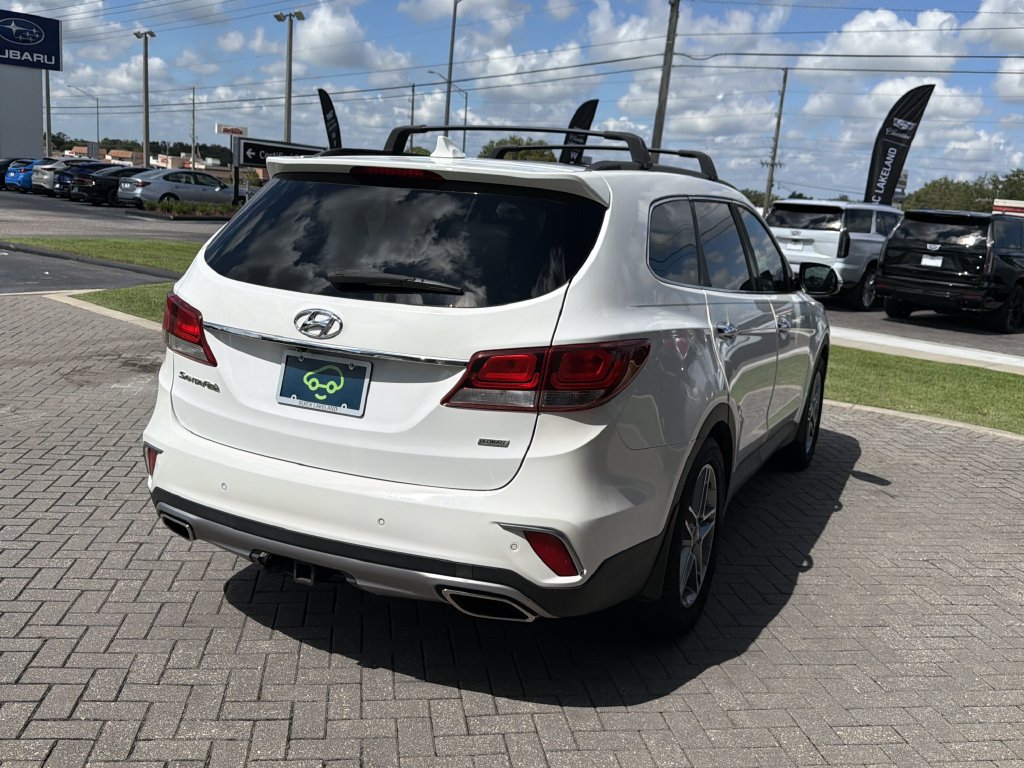 Used 2017 Hyundai Santa Fe FWD image 6