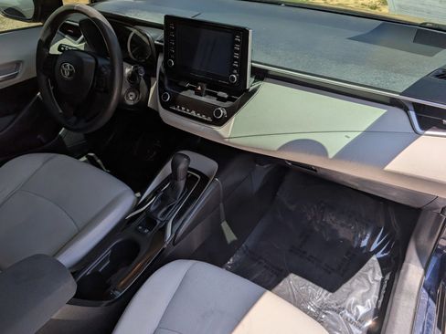 Used 2020 Toyota Corolla LE FWD image 33