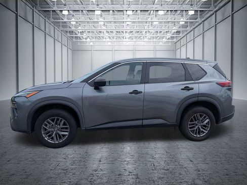Used 2024 Nissan Rogue S AWD/4WD image 11