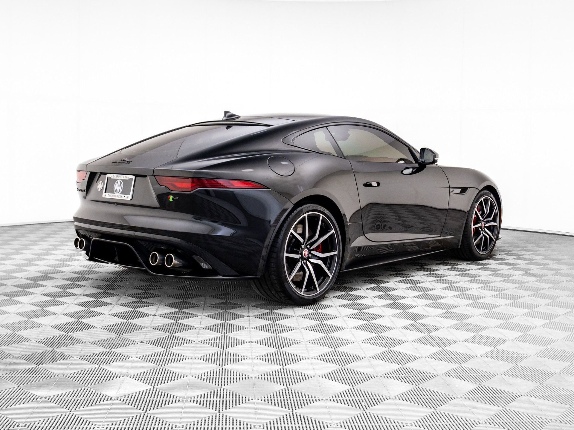 Used 2023 Jaguar F-TYPE R AWD/4WD image 5
