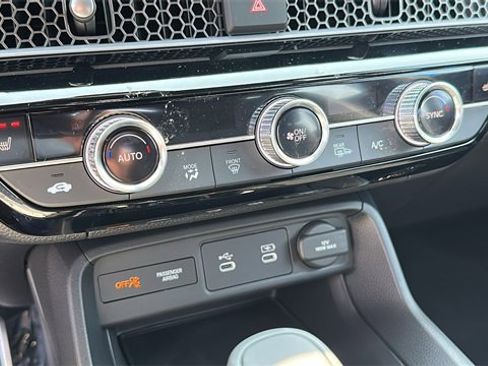 New 2025 Honda Civic Sport image 17