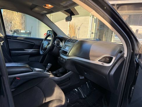 Used 2015 Dodge Journey American Value Package FWD image 18