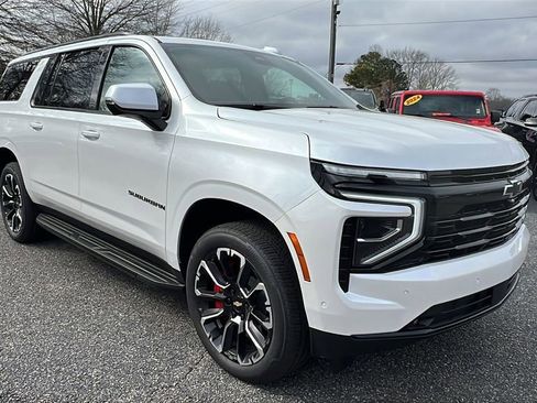 New 2025 Chevrolet Suburban RST w/ Advanced Technology Package image 3