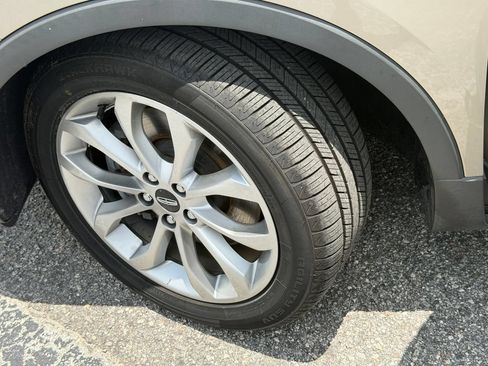 Used 2015 Lincoln MKC FWD w/ Equipment Group 101A Select image 35