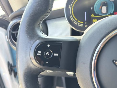 Used 2024 MINI Cooper SE FWD image 13