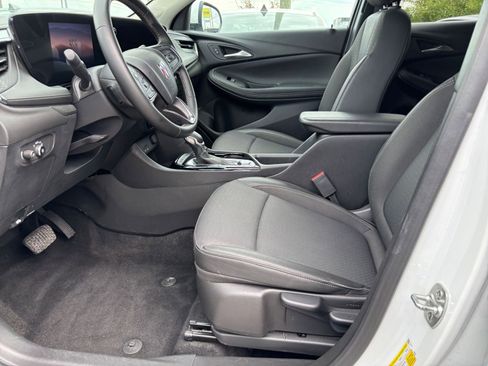 Used 2025 Buick Encore GX Preferred FWD image 25