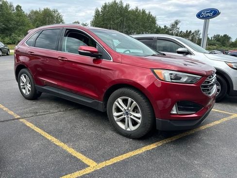Used 2019 Ford Edge SEL w/ Equipment Group 201A AWD/4WD image 2