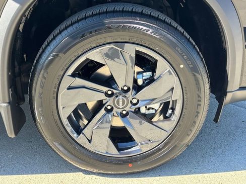 New 2026 Nissan Rogue SV w/ Cold Weather Package FWD image 28