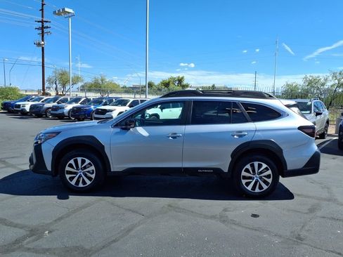 Certified 2025 Subaru Outback Premium AWD/4WD image 13