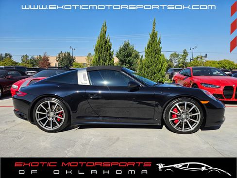 Used 2019 Porsche 911 Targa 4S AWD/4WD image 6