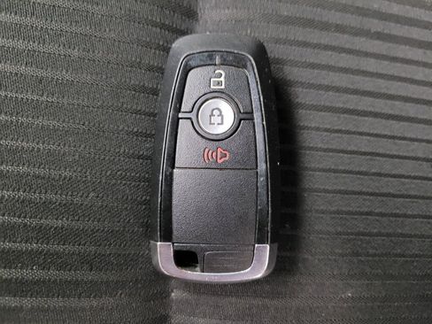 Used 2019 Ford EcoSport SES AWD/4WD image 32
