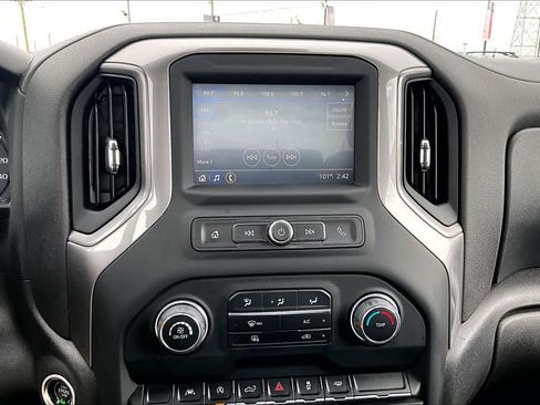Used 2022 Chevrolet Silverado 1500 W/T RWD image 31
