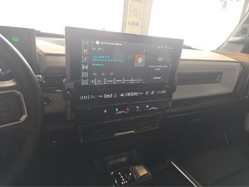 Used 2025 GMC Hummer EV 2X AWD/4WD image 6
